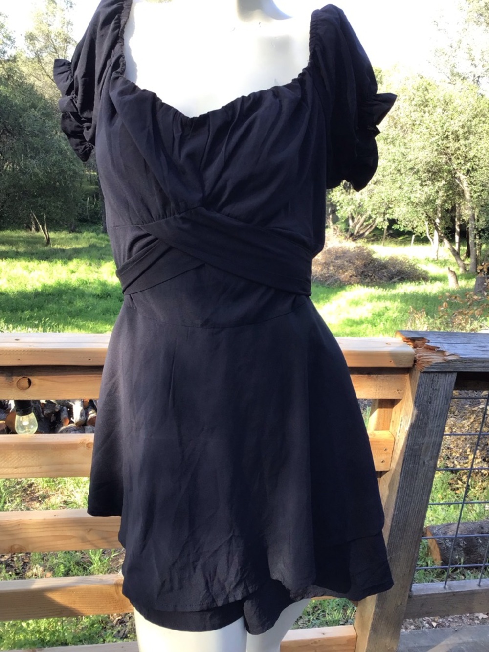 Sexy Black Puff Sleeve Mini romper Dress